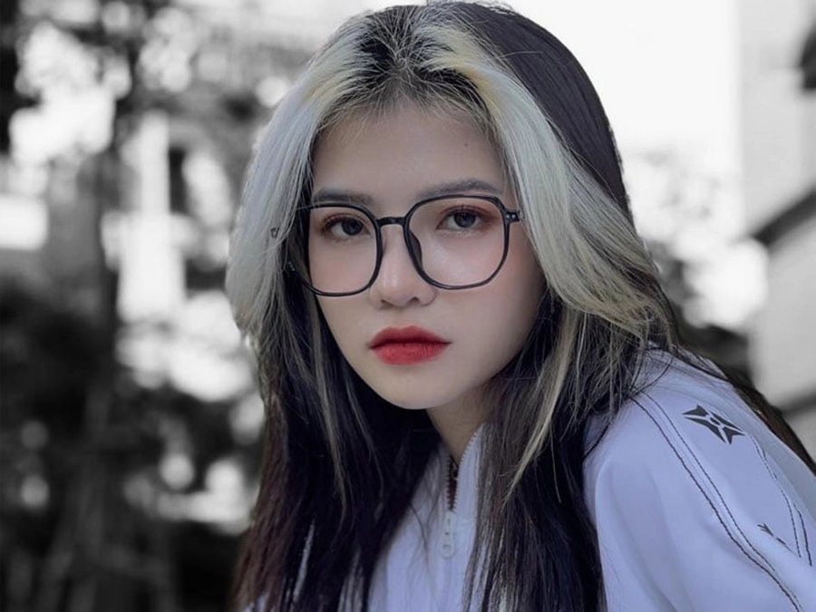 Ciin - Nàng thơ mới của game bài iwinclub